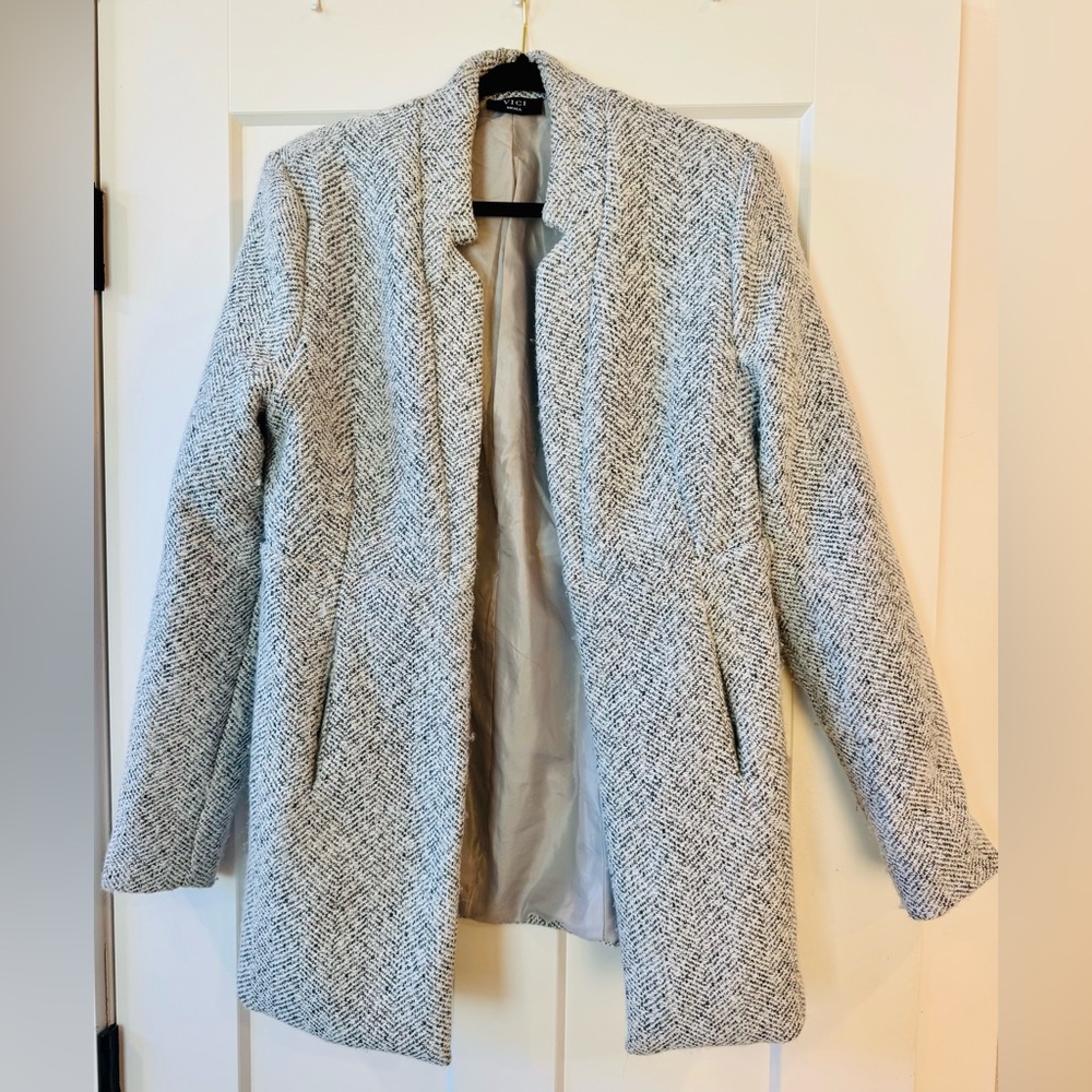 VICI Herringbone Open-Front Pea Coat in Light Gray | Small